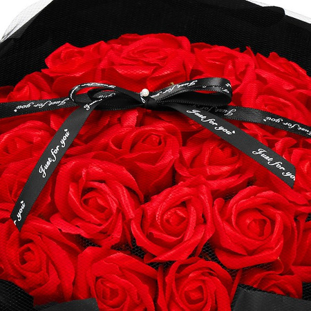 Mydlany bukiet róż 32 szt. kwiaty do kąpieli czerwone