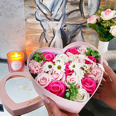 Mydlane róże 24 szt. pudełko flower box serce kwiaty różowe