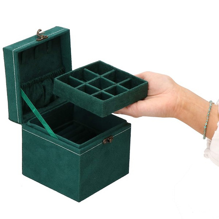 Kuferek, szkatułka na biżuterię 12x12x12 cm zielony welurowy organizer z przegródkami