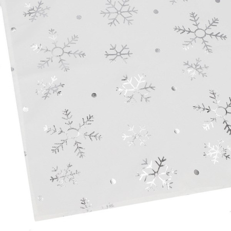 Bieżnik na stół świąteczny 220x140cm obrus świąteczny w śnieżynki biały