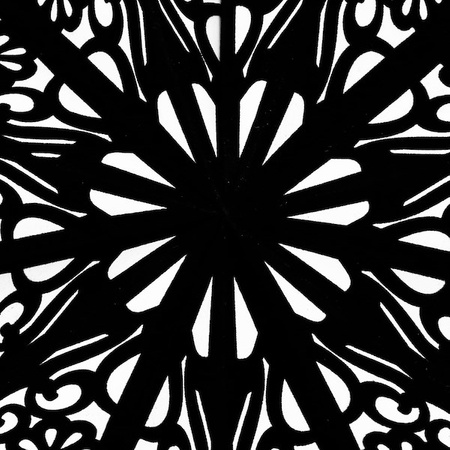 Gwiazda świąteczna papierowa czarna i lampki choinkowe 10 led zimny biały