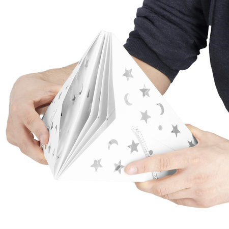 Gwiazda świąteczna papierowa biała 3D i lampki choinkowe led ciepły biały