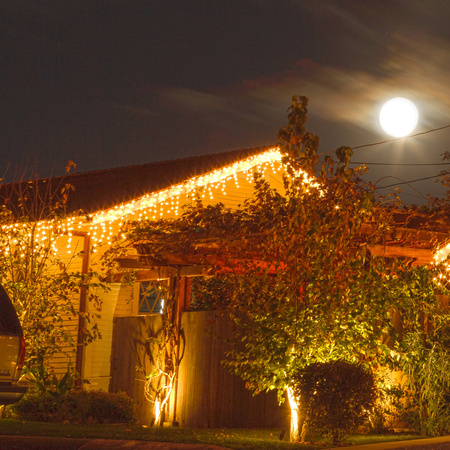 Kurtyna świetlna 300 led girlanda, lampki wewnętrzno-zewnętrzne sople ciepły biały