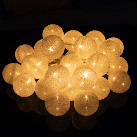 Lampki dekoracyjne cotton balls 30 LED 30 kul białe