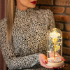 Wieczna róża w kloszu 22 cm świecąca ozdoba LED prezent kryształowa