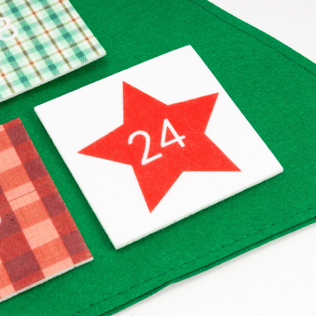 Kalendarz adwentowy Choinka 102 cm dekoracja świąteczna na ścianę filc, multikolor