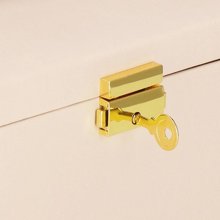 Kufer, szkatułka na biżuterię ekoskóra 17,5x12x13,5 cm jasny różowy z przegródkami