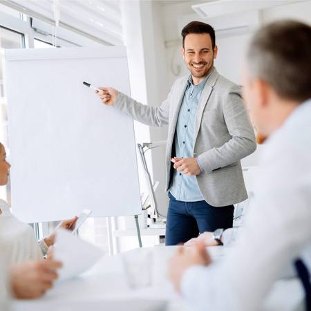 Biały papier do tablicy magnetycznej 50 kartek Flipchart 81x58 cm