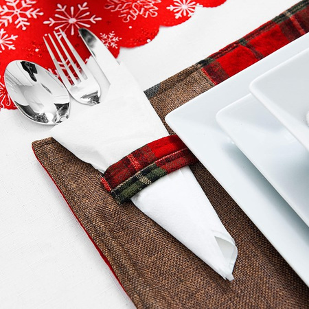 Podkładki na stół świąteczne 4 szt. 44x33cm mata czerwona z reniferem