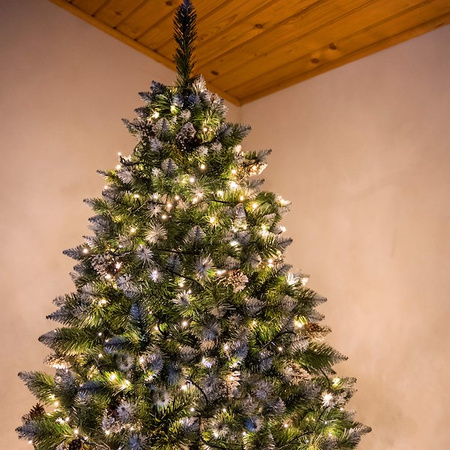 Choinka sztuczna 240 cm Premium Royal Trees sosna diamentowa ośnieżona z szyszkami