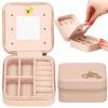 Kufer, szkatułka na biżuterię ekoskóra 10x10x5 cm różowy organizer z przegródkami