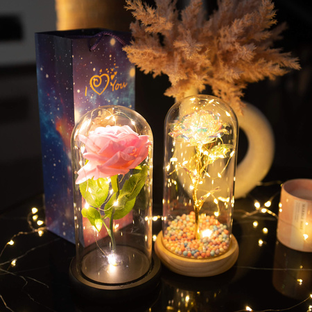 Wieczna róża w szklanym kloszu 22 cm świecąca dekoracja LED sztuczny kwiat różowy